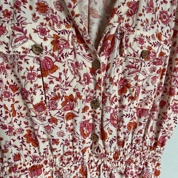 Jessica Simpson Floral Romper size L - Picture 3 of 6